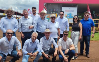 Movimento Pró-Paraná se reúne com Ratinho Júnior durante o Show Rural Coopavel 2024