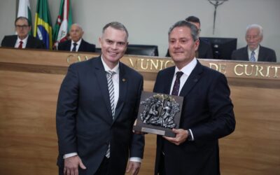 Pessuti representa o MPP em homenagem ao presidente do Tribunal de Justiça, desembargador Keppen